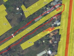 Teren cu casa demolabila, suprafata 1700 mp